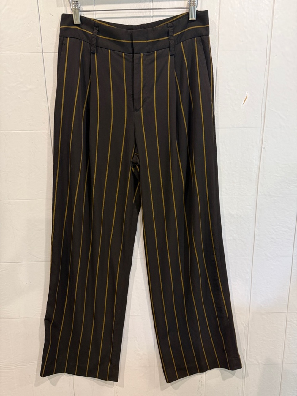 Vince Black Pleated Wide-Leg Trousers Gold Pinstripe Sz 6
